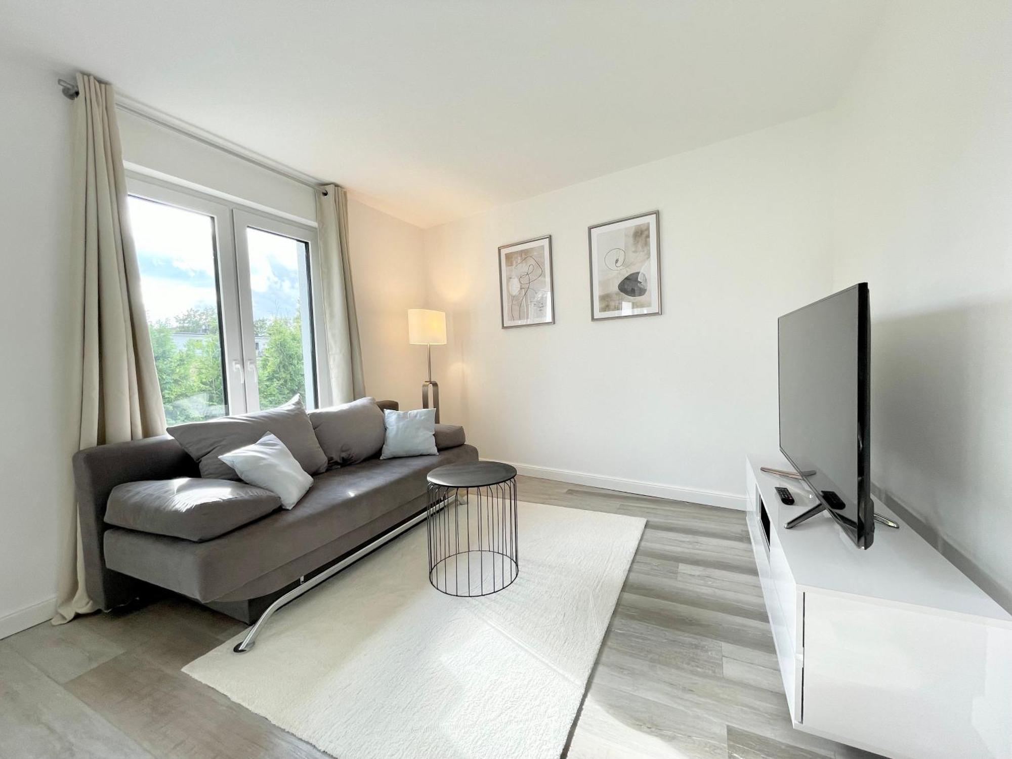Moderne-neubauwohnung Mit Stellplatz Apartment *